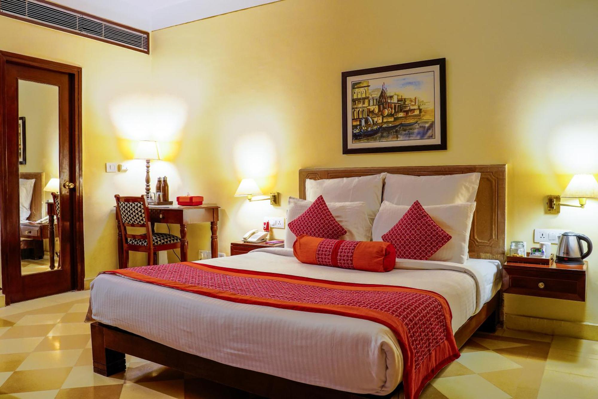 Guleria Kothi At Ganges Hotell Varanasi Exteriör bild