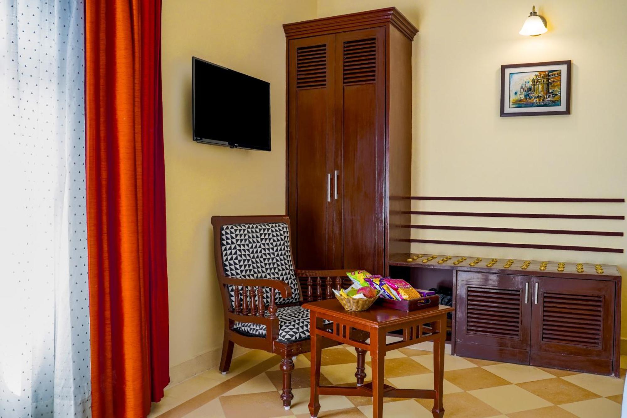 Guleria Kothi At Ganges Hotell Varanasi Exteriör bild