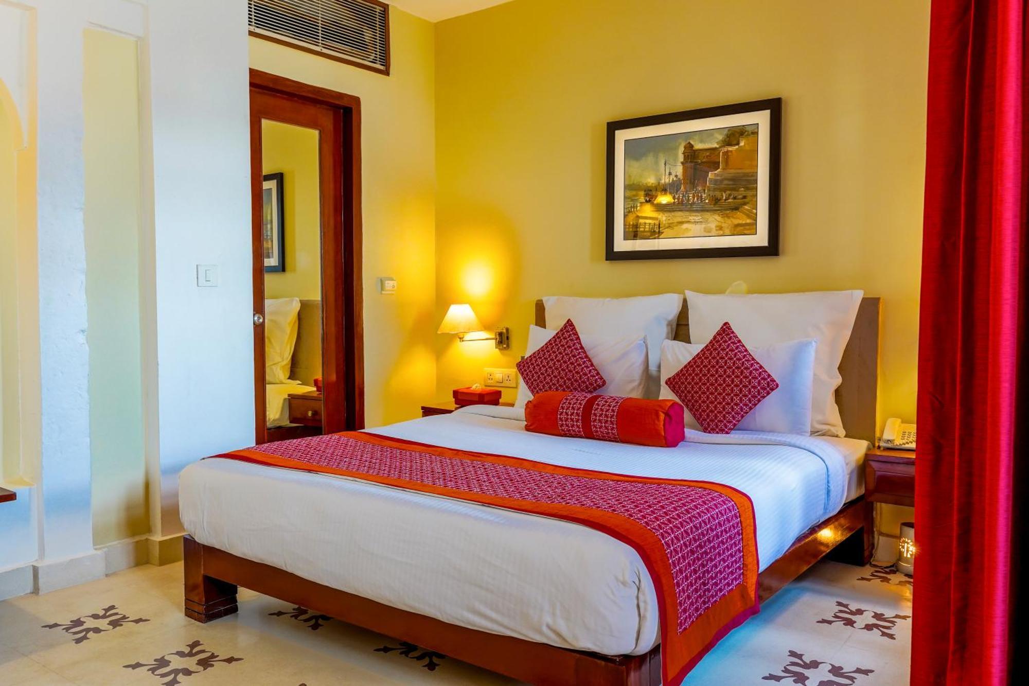 Guleria Kothi At Ganges Hotell Varanasi Exteriör bild