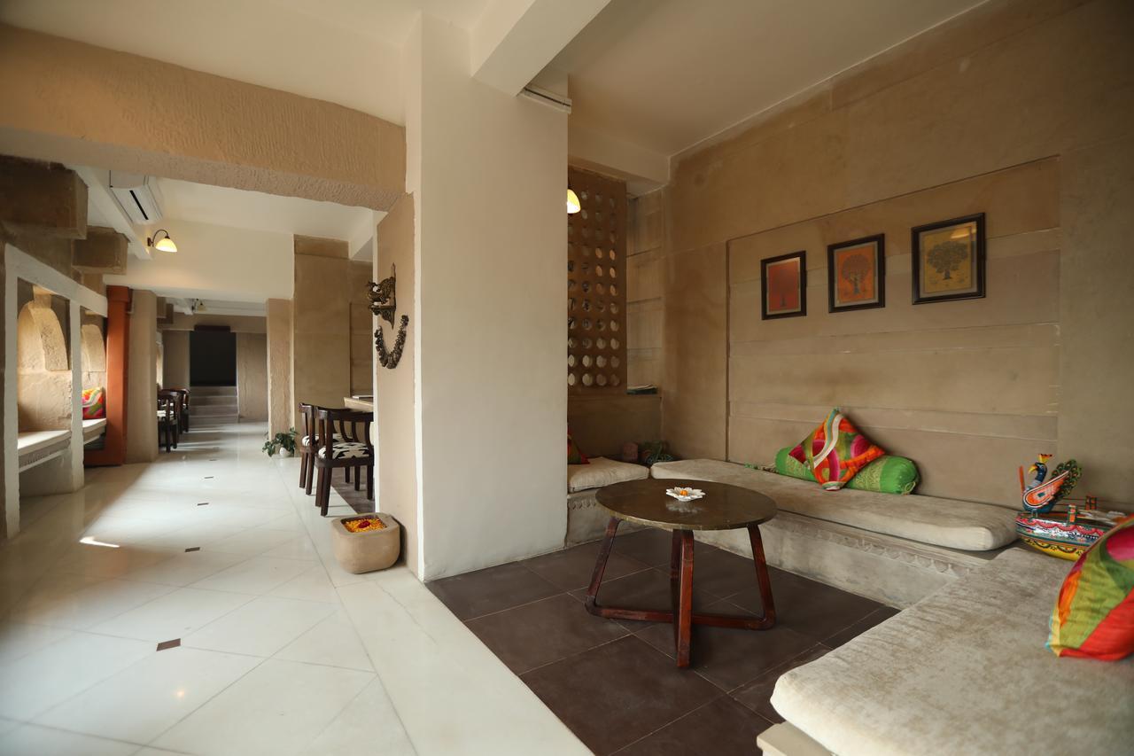 Guleria Kothi At Ganges Hotell Varanasi Exteriör bild